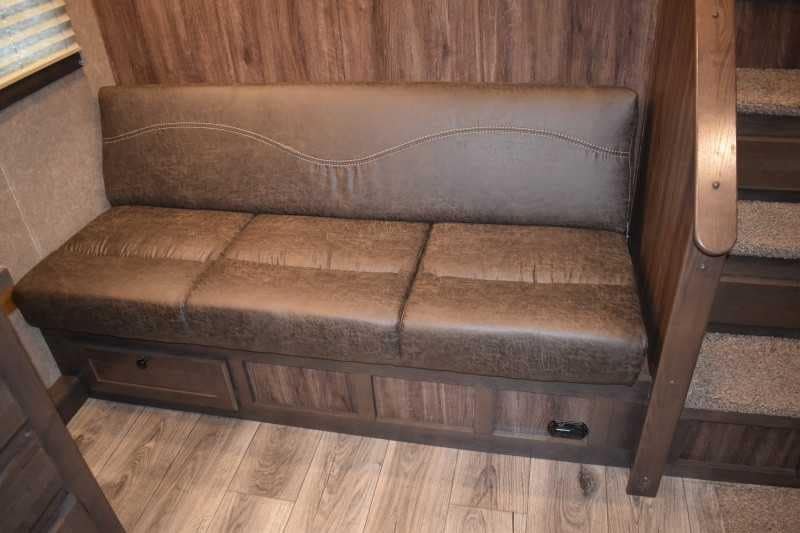 2022 Lakota Charger LQ 2 Horse Trailer with 9′ Short Wall image 15