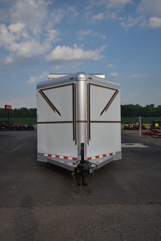 2008 C and C Trailers 4 Horse Bumper Horse Trailer image 2