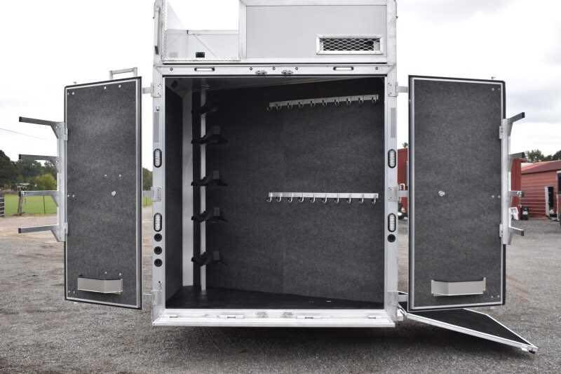2021 Lakota BigHorn 8519TBB 5 Horse Trailer with 19′ Short Wall image 14