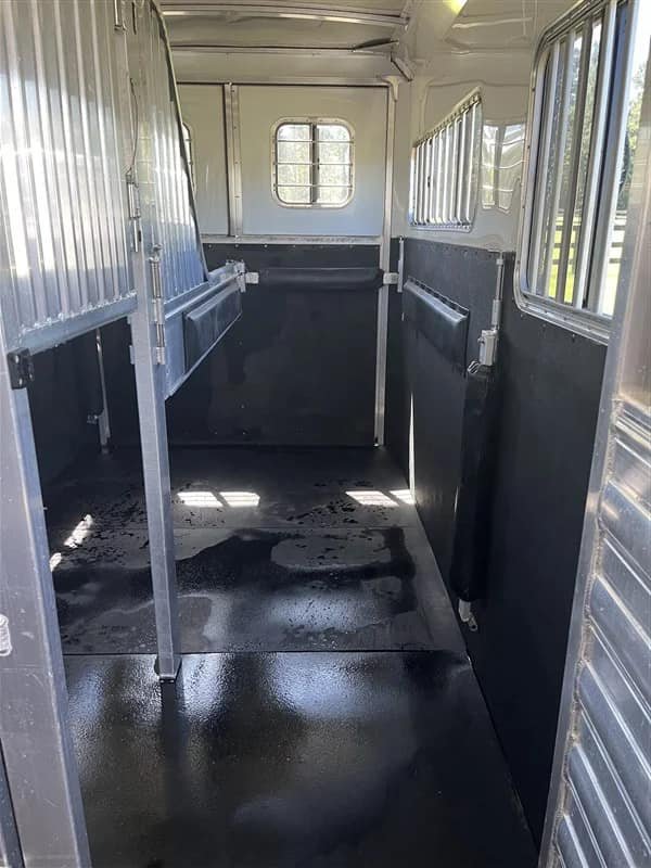 2019 4 Star 2+1 GN image 14