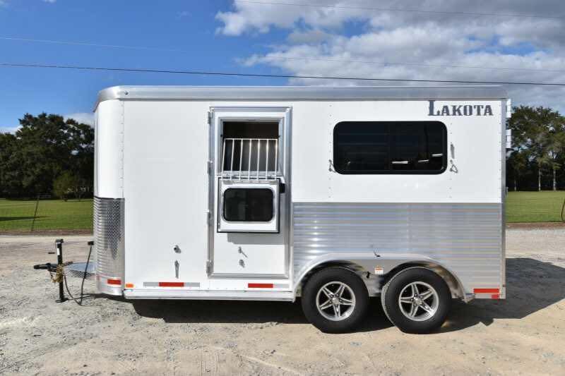 2018 Lakota 2HBPST 2 Horse Trailer image 14