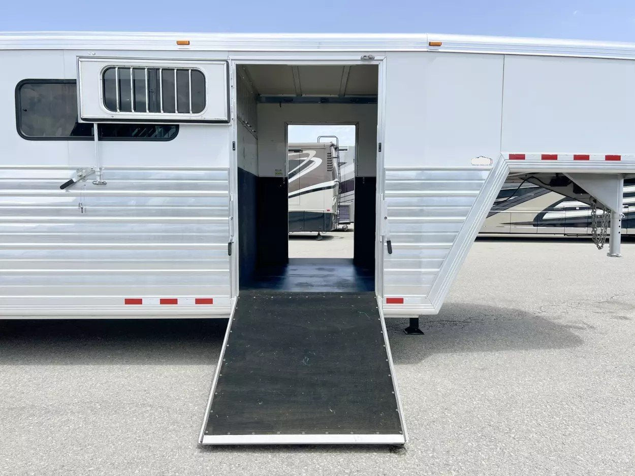 2009 Cimarron Norstar 6H Head to Head image 1