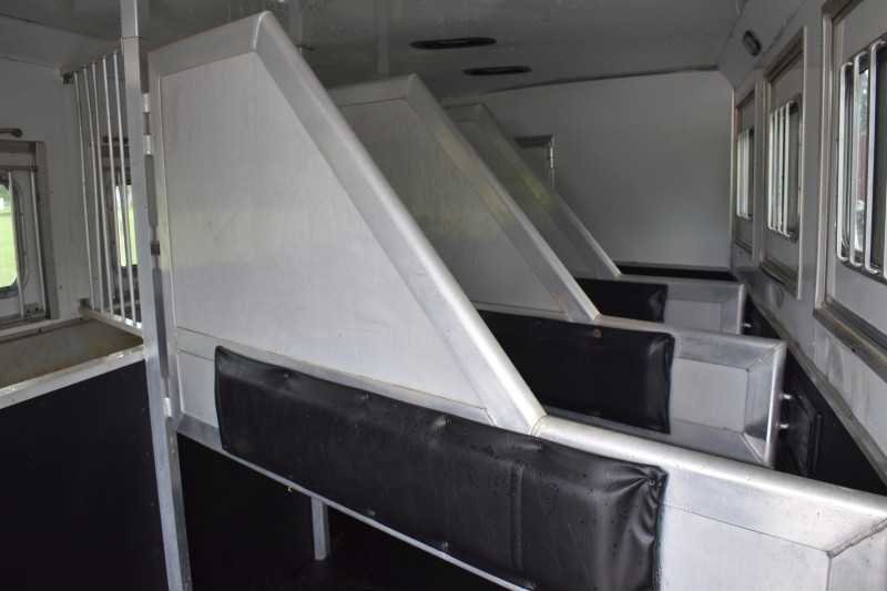 2013 Lakota Charger 8411LQ 4 Horse Trailer with 13′ Short Wall image 27