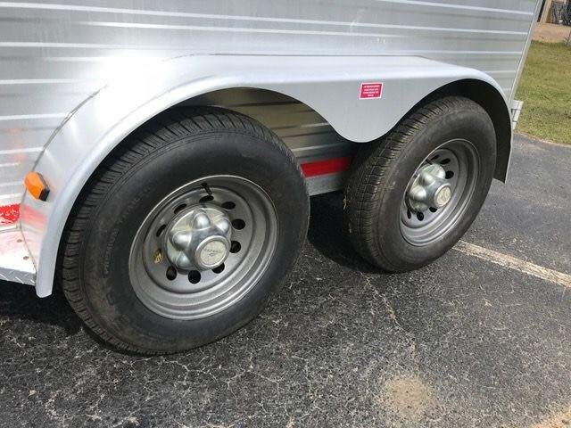 2010 Merhow 2 Horse Slant image 11