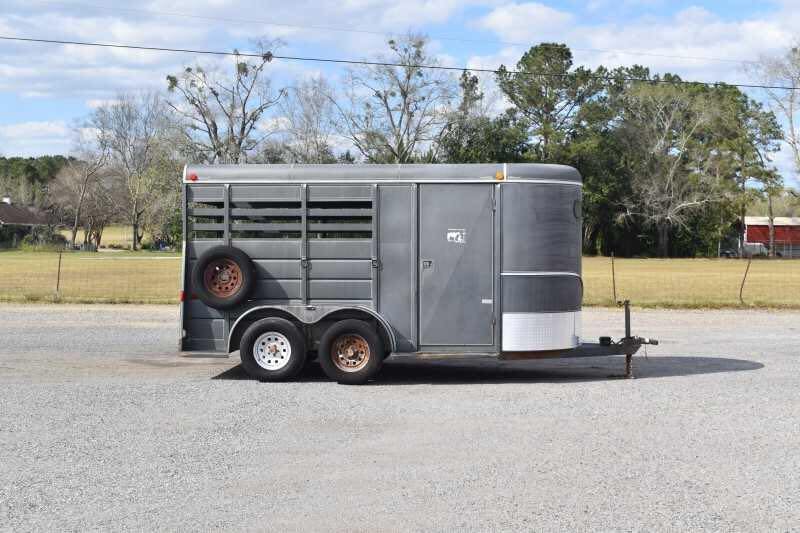 2007 WW 2HSL 2 Horse Trailer image 1