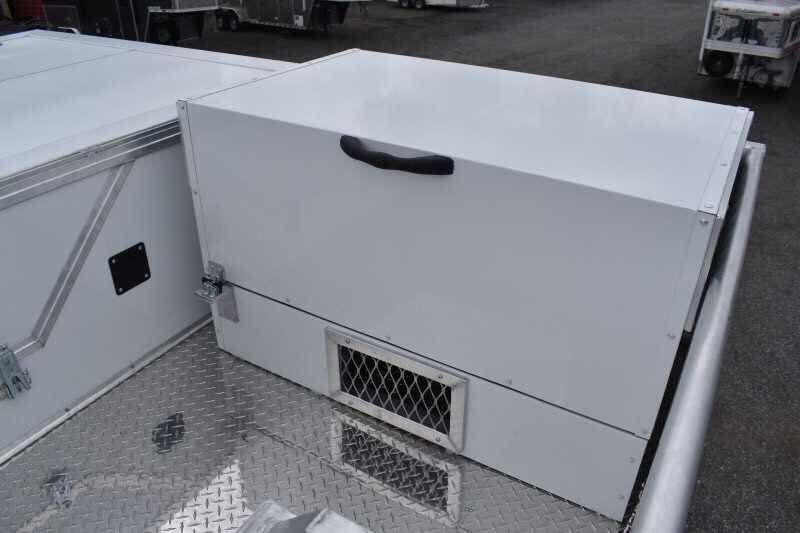 2021 Lakota BigHorn 8519TBB 5 Horse Trailer with 19′ Short Wall image 22