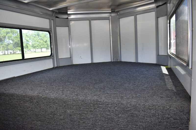 2000 Sundowner 7204GNST 2 Horse Trailer image 17