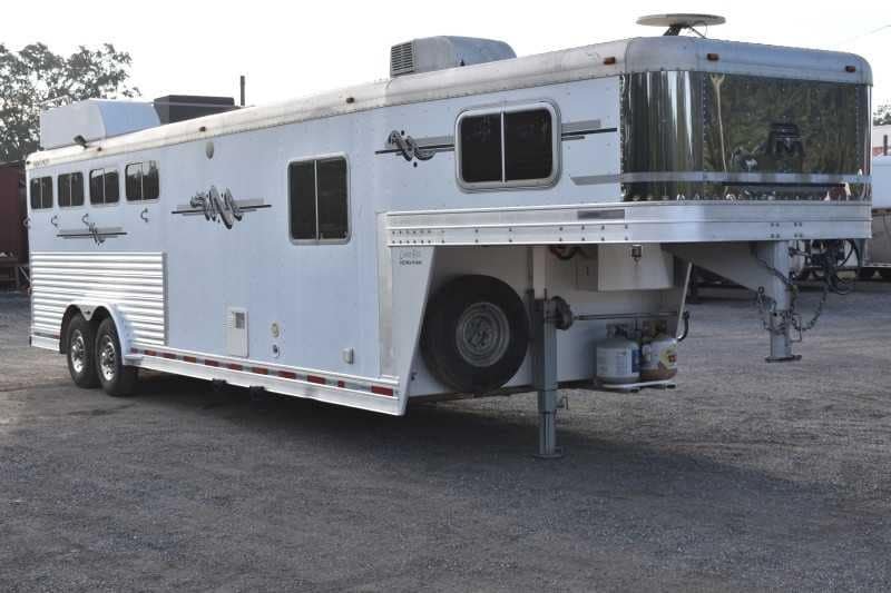 2006 Platinum 8410LQ 4 Horse Trailer with 9′ Short Wall image 0