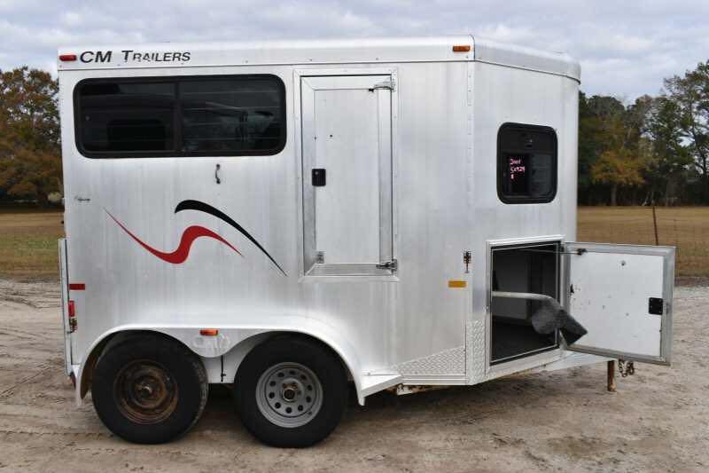 2001 CM Odyssey 2 Horse Trailer image 8