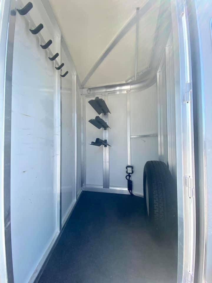 2011 Cimarron 3 Horse Bumper Pull image 5