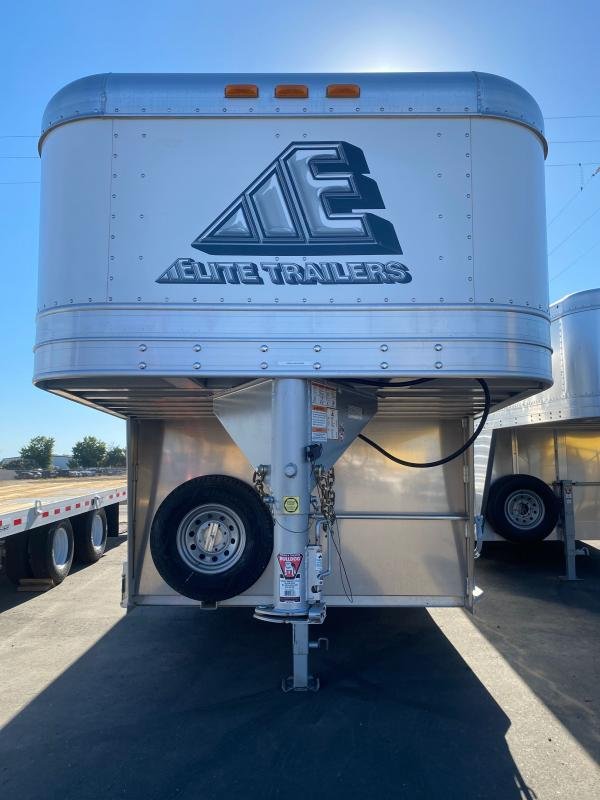 2021 Elite Trailers Slant Load 5 Horse Slant Load image 1
