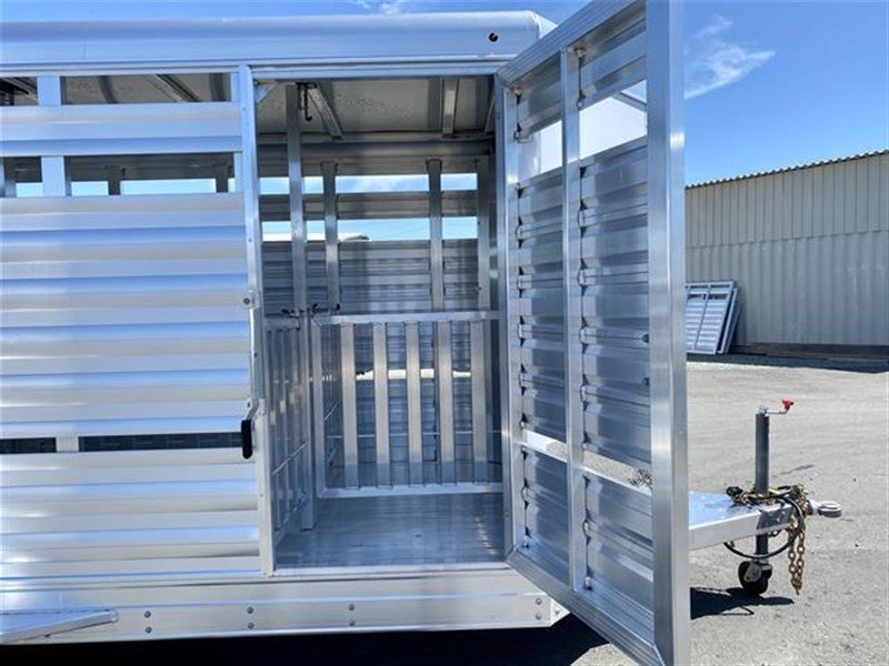 2024 Exiss Exhibitor Mini 615 Bumper Pull Stock Trailer, 8 pens image 10