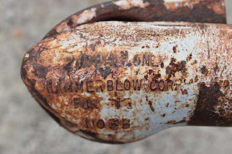 2001 CM Odyssey 2 Horse Trailer image 1