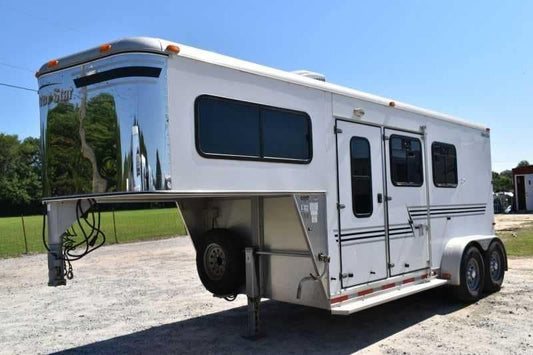 Used 2005 Silver Star 2HGNLQ 2 Horse Trailer with 4′ Short Wall image 0