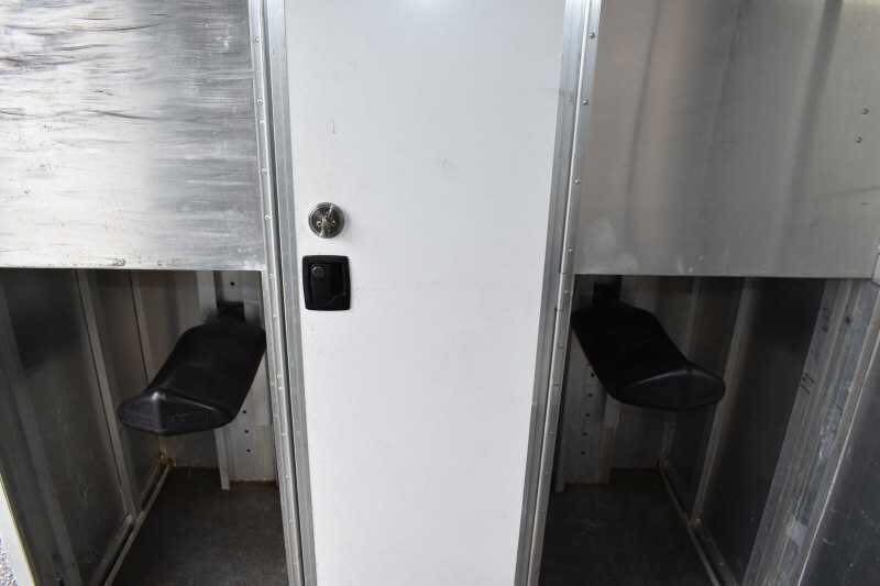 2003 Featherlite 2HST 2 Horse Trailer image 10