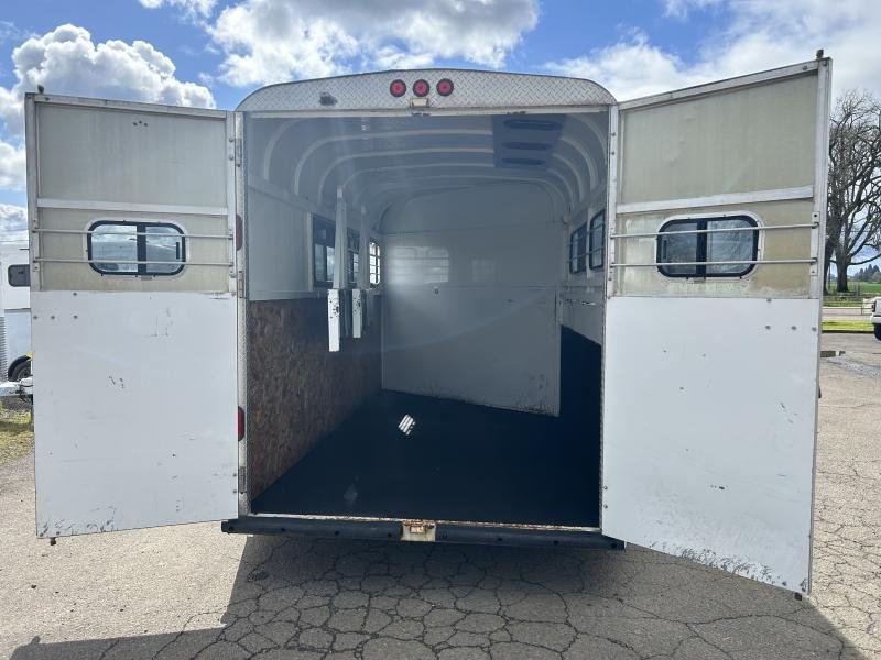 2000 Morgan Built 3 Horse Bumper Pull Horse Trailer image 7