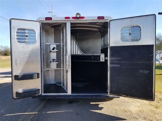 2001 4 Star 2 Horse Bumper Pull Slant Load image 10