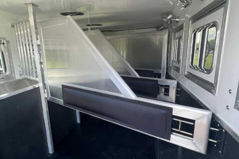 2024 Lakota Charger 8411RKGLQ 4 Horse Trailer with 11′ Short Wall image 28