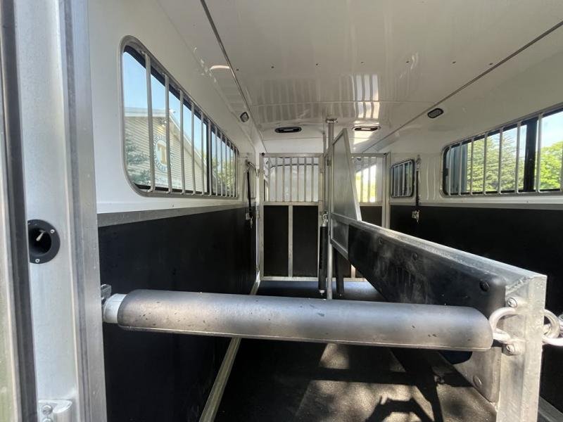 2019 Shadow 2+1 Gooseneck image 13