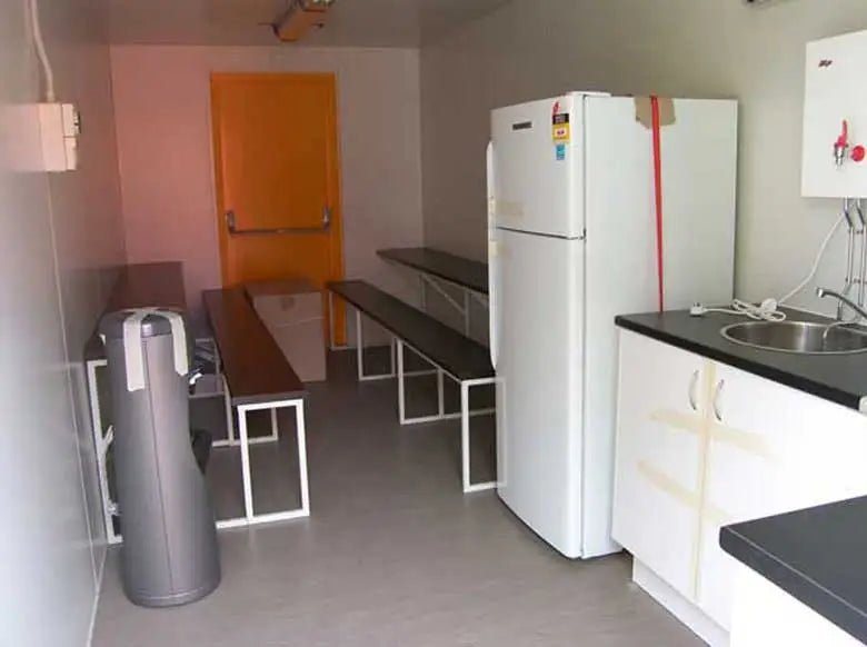 Lunchroom Containers image 1