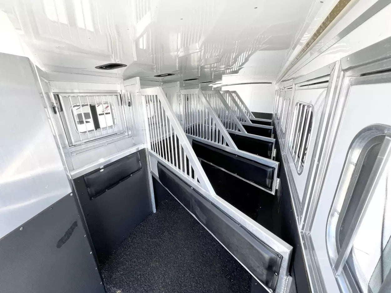 2015 Sooner 6 Horse Gooseneck image 15