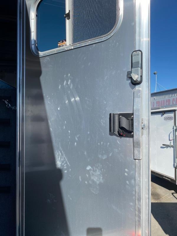 2021 Elite Trailers Slant Load 5 Horse Slant Load image 5