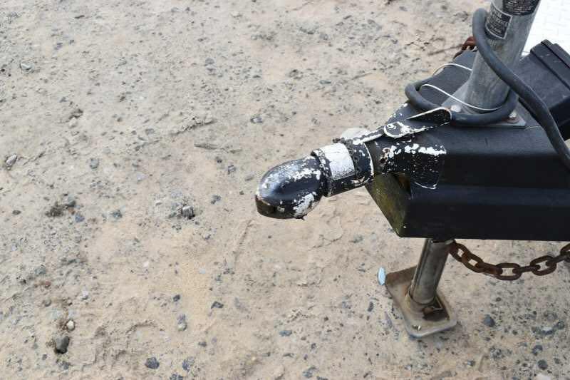 2005 Sundowner Sunlite 2 Horse Trailer image 13