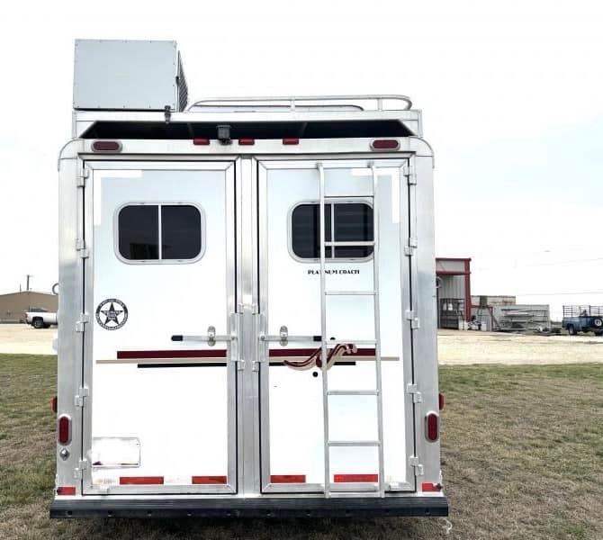 2011 Platinum Coach 4 Horse 15 SW Rear Load Horse Trailer image 6