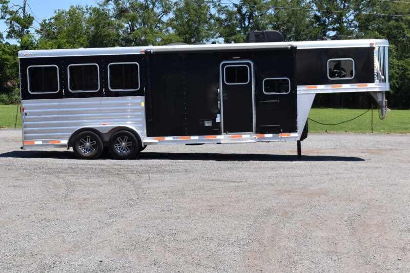 2017 Exiss Escape 7308LQ 3 Horse Trailer with 8′ Short Wall image 1
