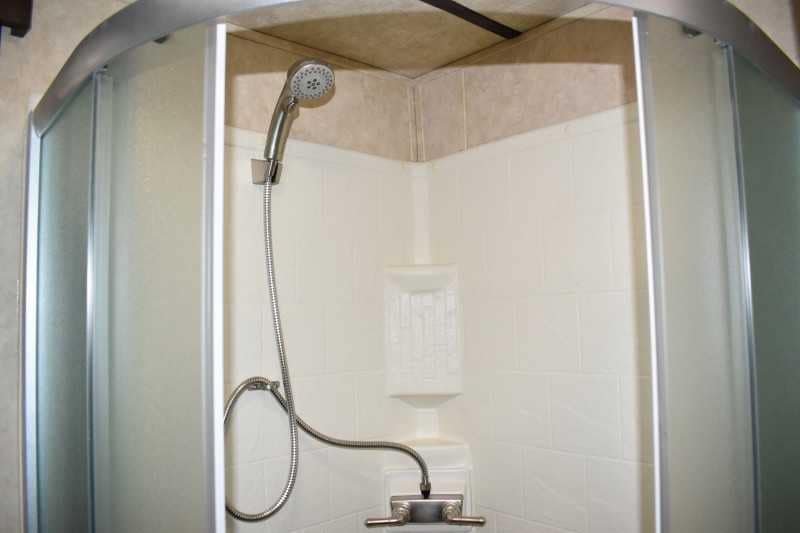 2020 Bison Laredo 3 Horse Trailer with 11′ Short Wall image 22