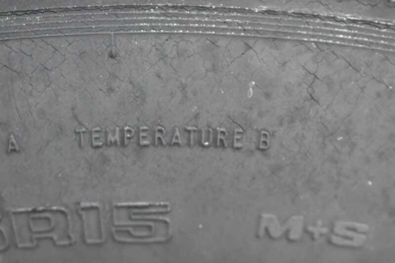 2001 CM Odyssey 2 Horse Trailer image 7