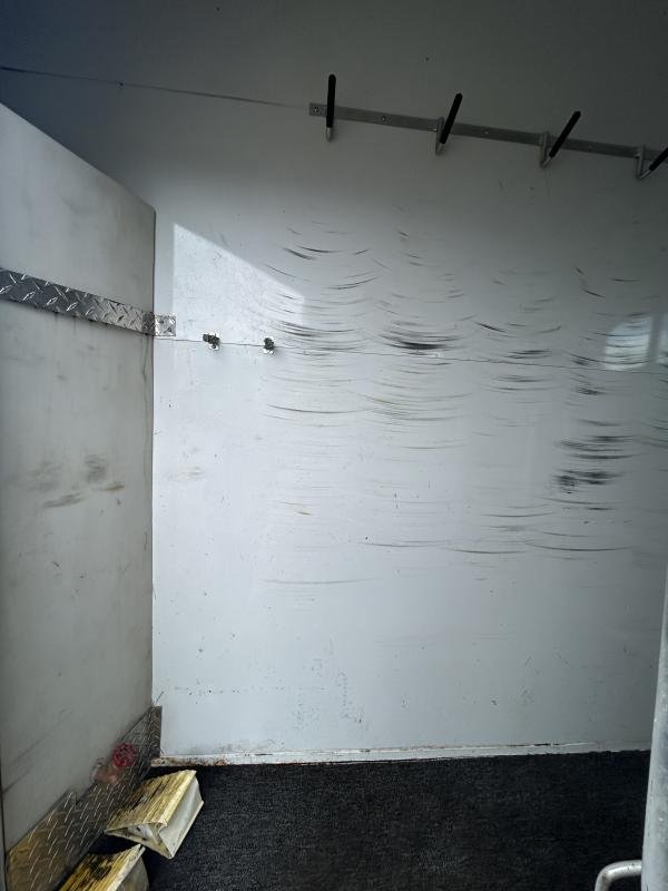 2000 Morgan Built 3 Horse Bumper Pull Horse Trailer image 12