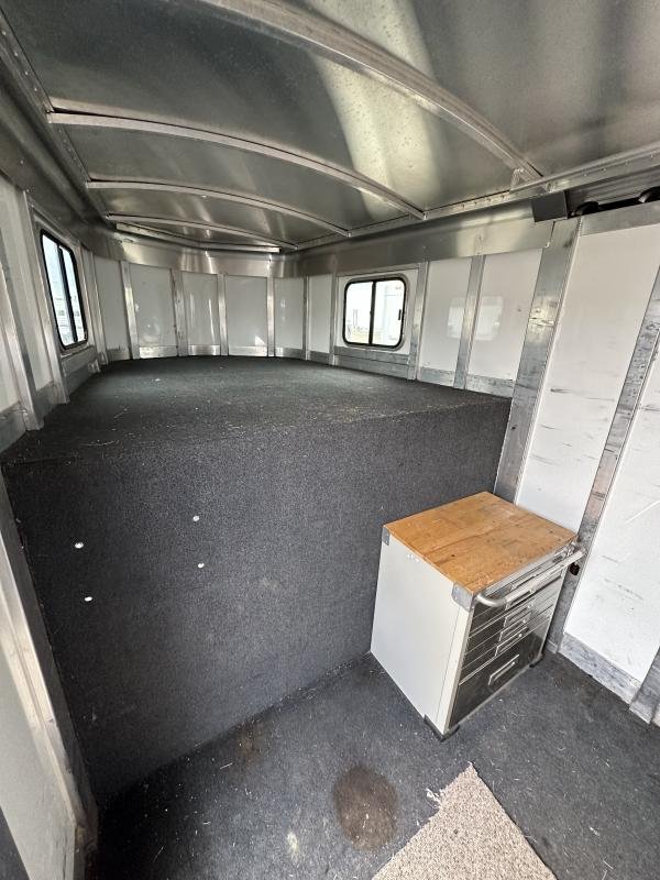 2004 Cherokee Trailers 4H GN Horse Trailer image 7