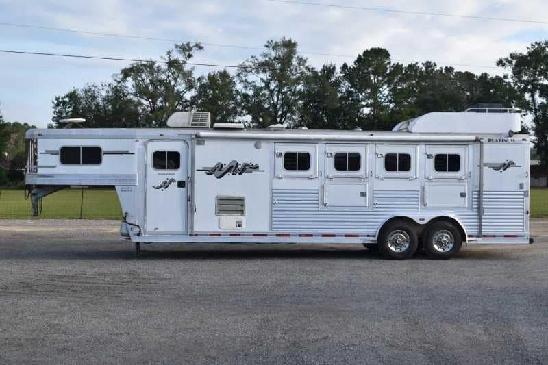 2006 Platinum 8410LQ 4 Horse Trailer with 9′ Short Wall image 1