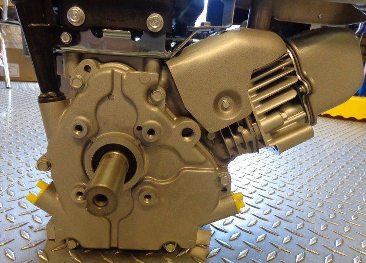 Briggs Engine Horizontal 250cc 11.5 Gross Torque 15T212-0160 image 4