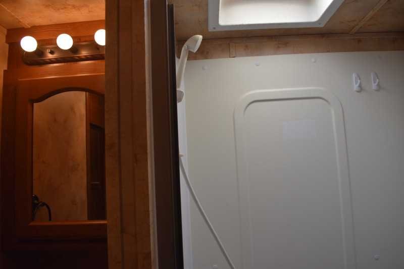 2013 Lakota Charger 8411LQ 4 Horse Trailer with 13′ Short Wall image 23