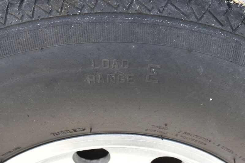 2002 Kiefer Built 2 Horse Bumper Pull image 11