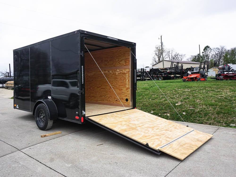 7x12 Enclosed Trailer Black V-Nose Blackout Package 3,500lb Axle Storage image 8
