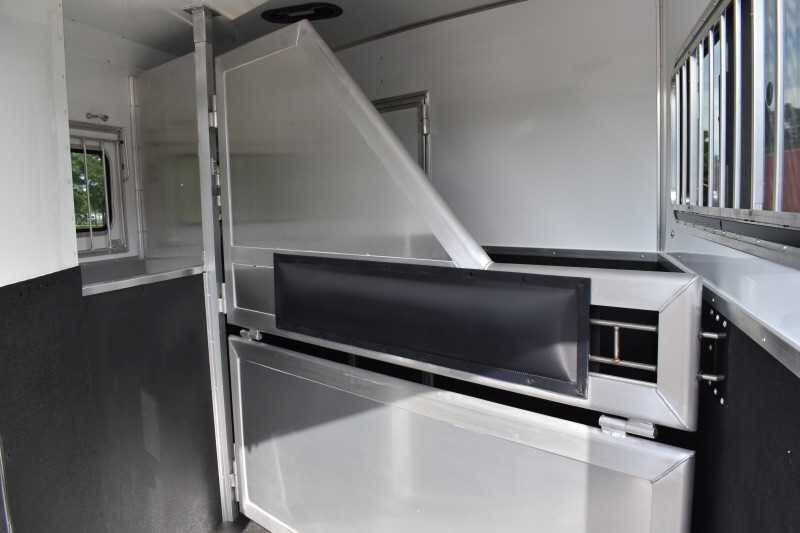 2020 Lakota Colt 8209SO 2 Horse Trailer with 9′ Short Wall image 17