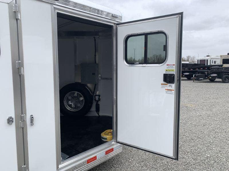 2020 19′ CIMARRON BUMPER PULL 6 PEN STOCK TRAILER image 14