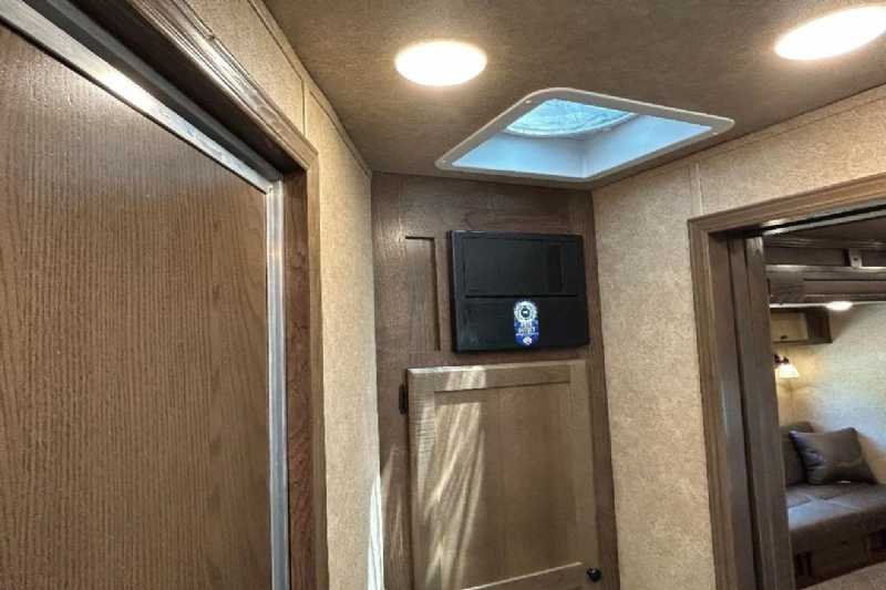 New 2024 Lakota 8313RKBGLQ Charger 3 Horse Trailer with 13′ Short Wall image 26