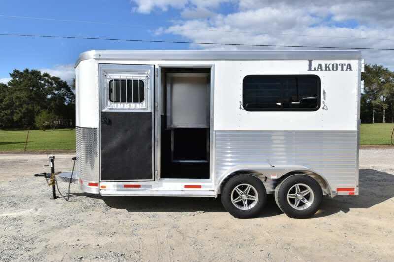 2018 Lakota 2HBPST 2 Horse Trailer image 10