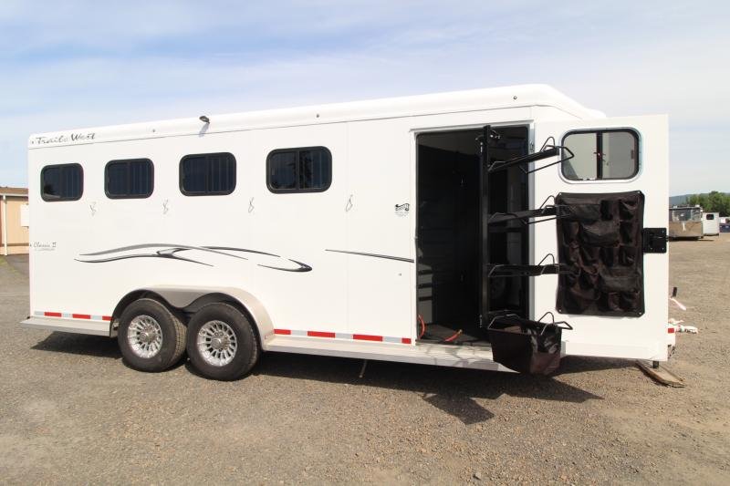 2019 Trails West Manufacturing Classic II 4 Horse Trailer image 2