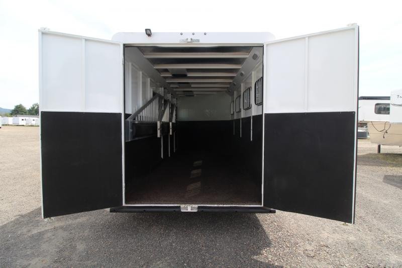 2019 Trails West Manufacturing Classic II 4 Horse Trailer image 6