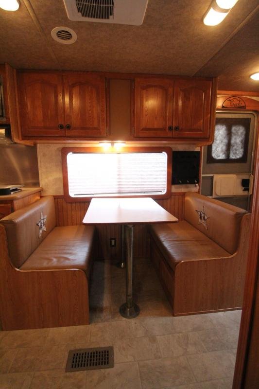 2008 Lakota 8415 w/Slide out 4 Horse Trailer image 13