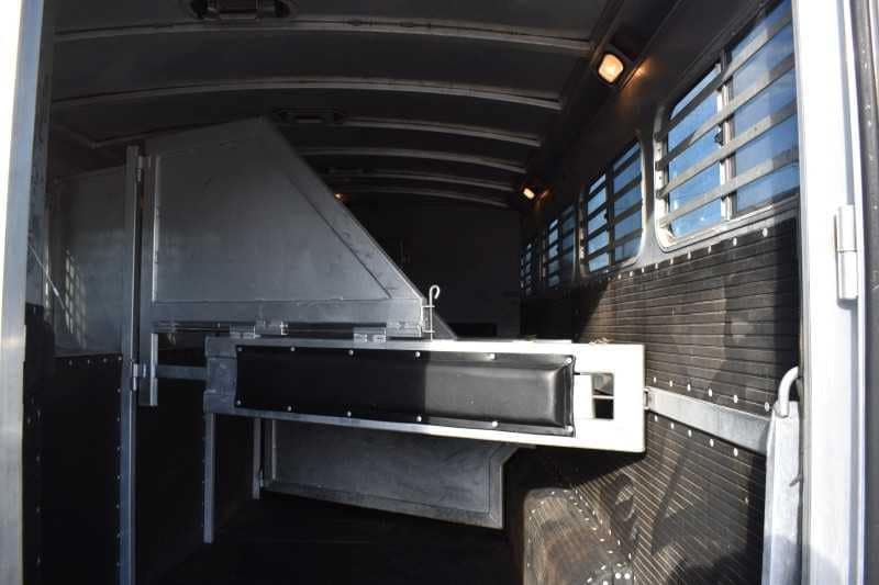 2006 Platinum 8410LQ 4 Horse Trailer with 9′ Short Wall image 22