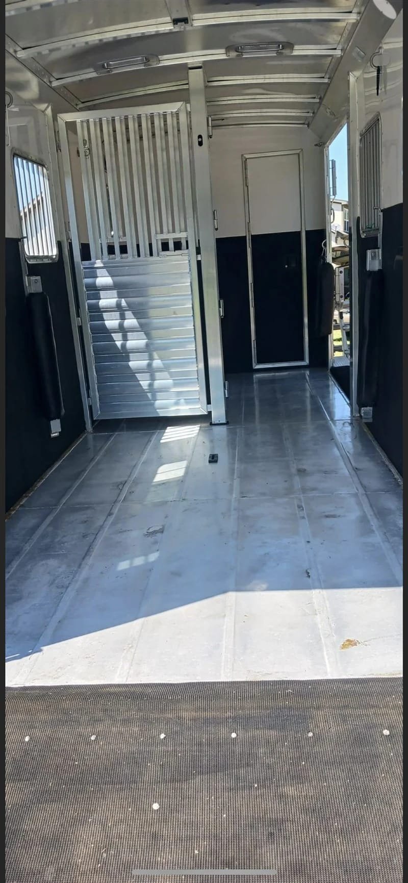 2019 4 Star 2+1 GN image 20