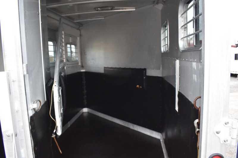 1995 Featherlite 2HSLBP 2 Horse Trailer – Aluminum Bumper Pull image 8