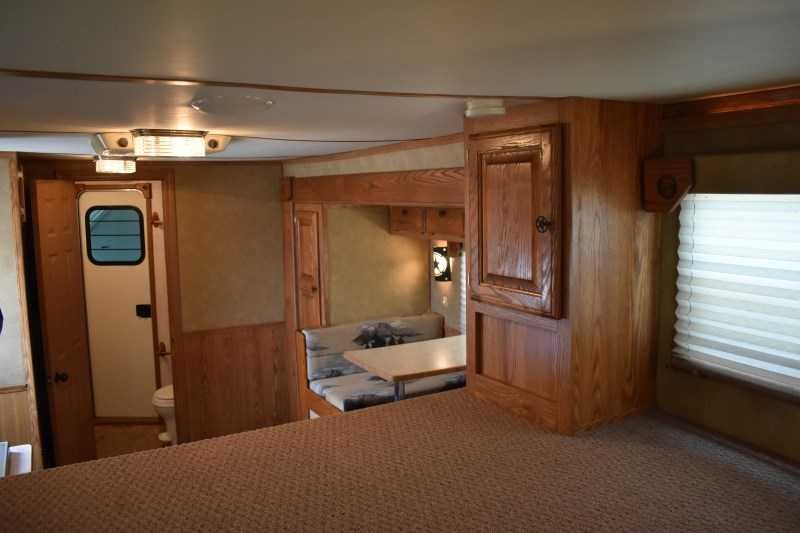 2007 American Spirit 8410GLQ 4 Horse Trailer with 10′ Short Wall image 13