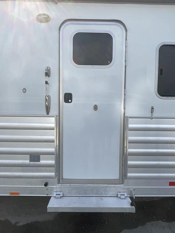 2008 4-Star Trailer 4 horse 12ft Outlaw LQ image 33